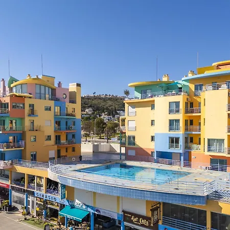 Marina Breeze With Pool - 900m From The 阿尔布费拉