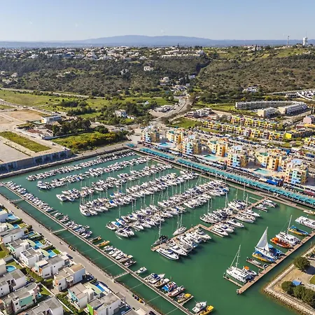 Appartement Marina Breeze With Pool - 900m From The *