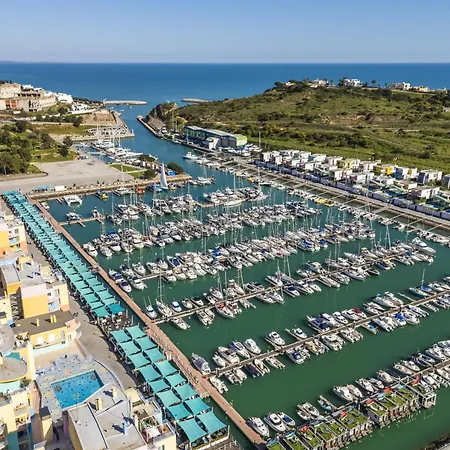 Marina Breeze With Pool - 900m From The * アルブフェイラ